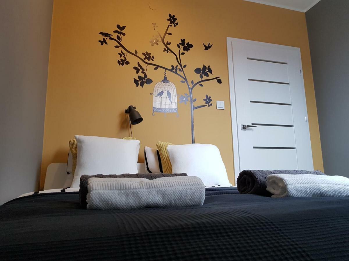 Black Rose Apartament Targi 3 Km, F-Ry Vat Kielce Exteriör bild