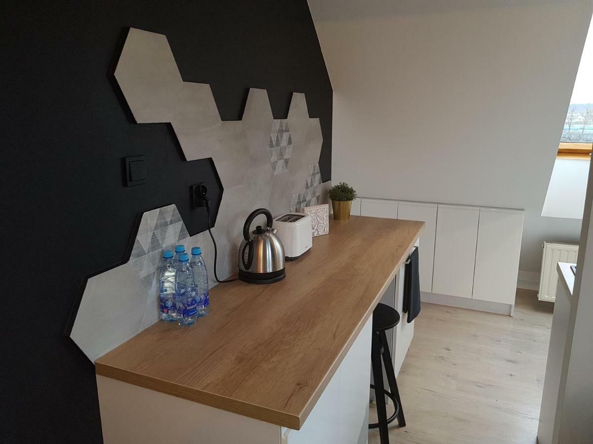Black Rose Apartament Targi 3 Km, F-Ry Vat Kielce Exteriör bild