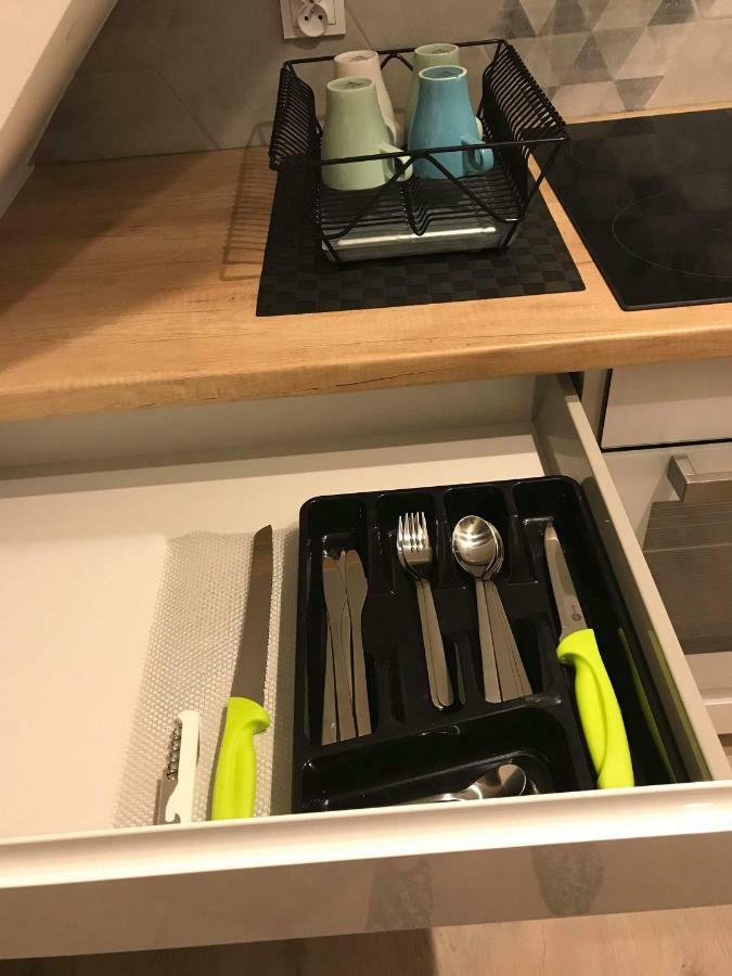 Black Rose Apartament Targi 3 Km, F-Ry Vat Kielce Exteriör bild